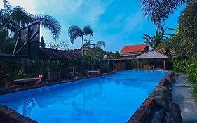 Kali Catur Resort
